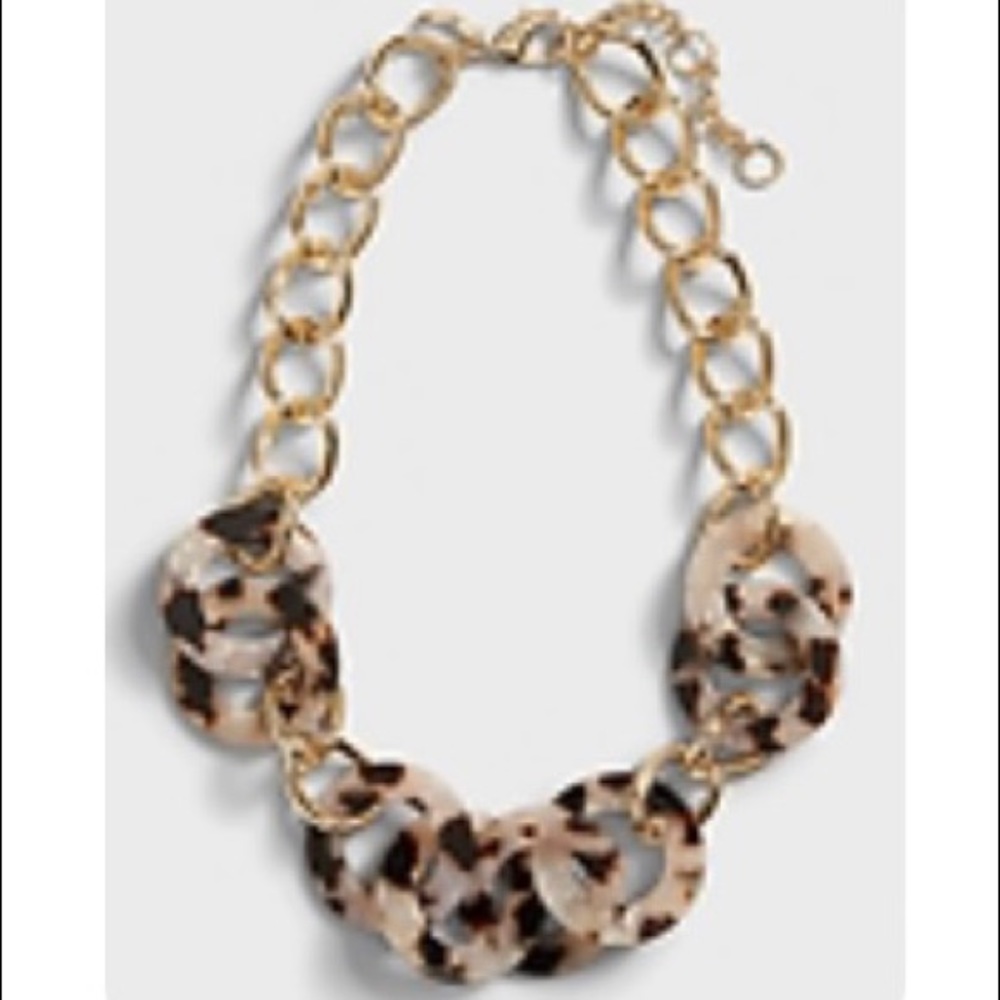 Banana Republic resin necklace